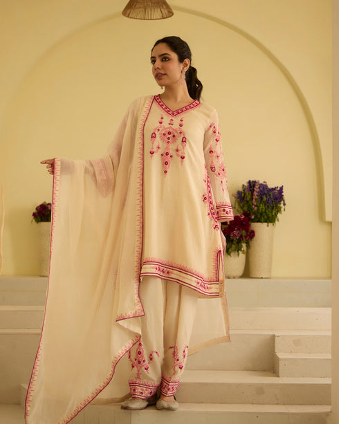 Kora Rose – Dori Embroidered A-Line Suit Set with Short Kurta and Pockets